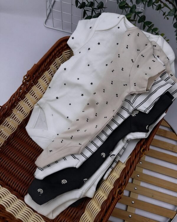 Black & White Baby Short Sleeve Bodysuits 5-Pack - Image 2