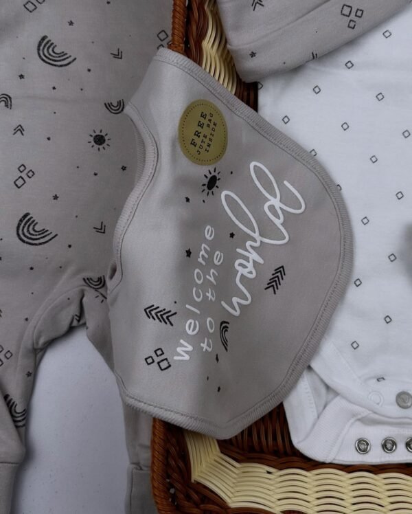 Homegrown Grey Organic Cotton 5-Piece Printed Baby Gift Set - Image 4