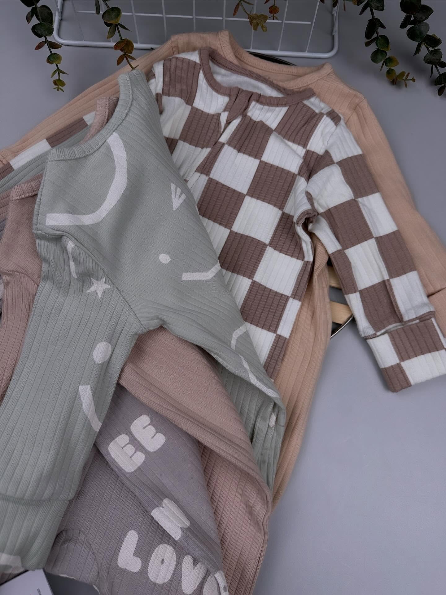 5-Pack Double Zipper Baby Sleepsuits - 2-Way Zip Rompers Kenya - Image 3